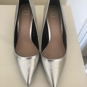 Zara Silver pump